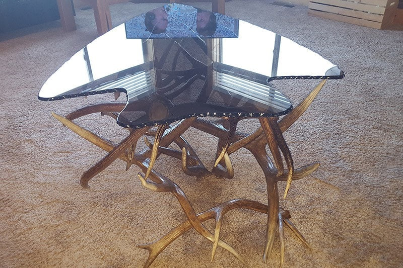 Arrowhead Antler Table - Rocky Mountain Antler Works